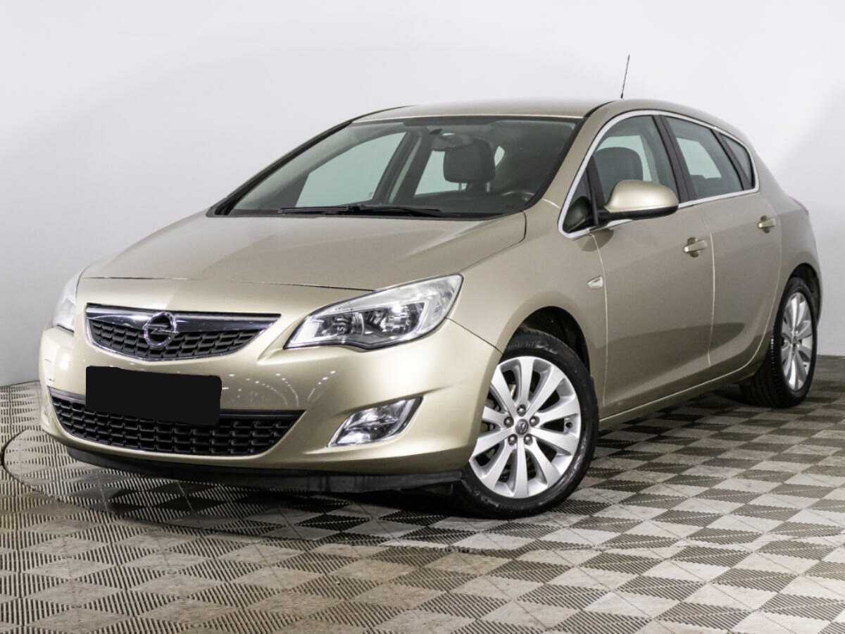 Opel Astra 2012 года с пробегом. Посмотреть фото