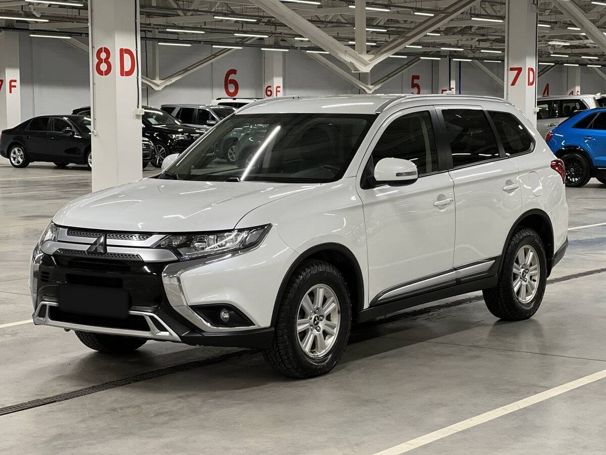 Mitsubishi Outlander 2021 года с пробегом. Фото: #0