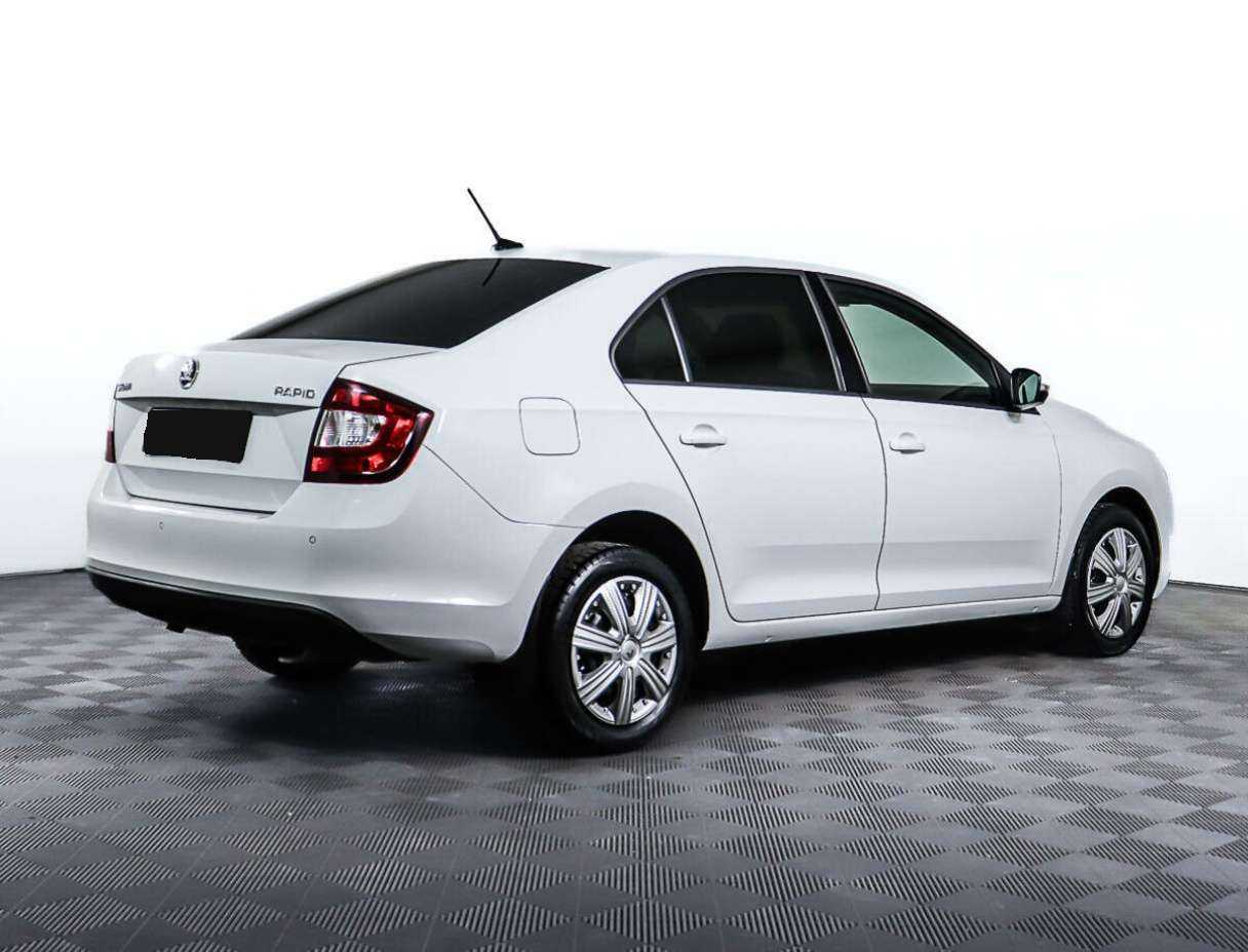 Skoda Rapid 2019 года с пробегом. Фото: #4