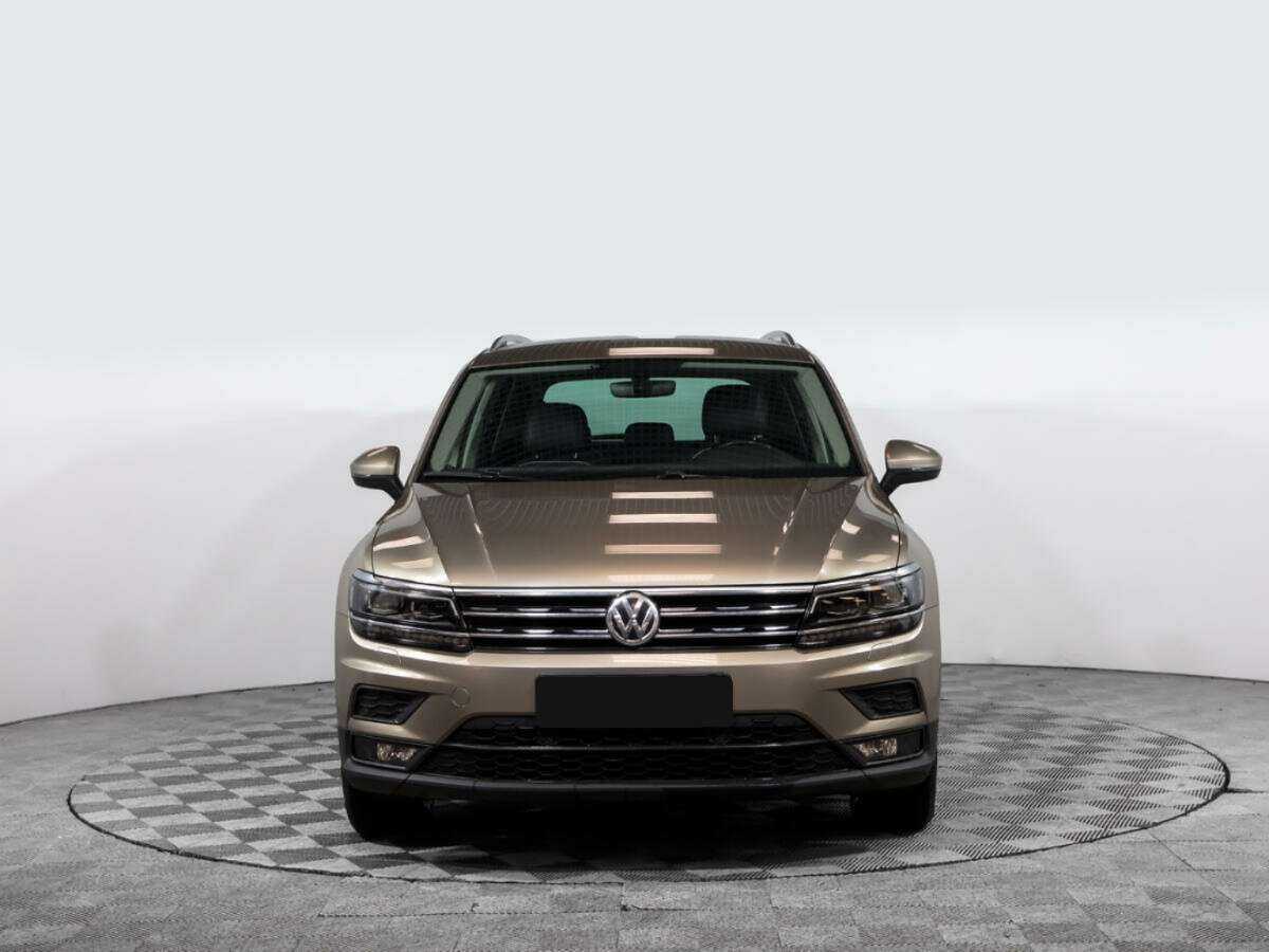 Volkswagen Tiguan 2017 года с пробегом. Фото: #0