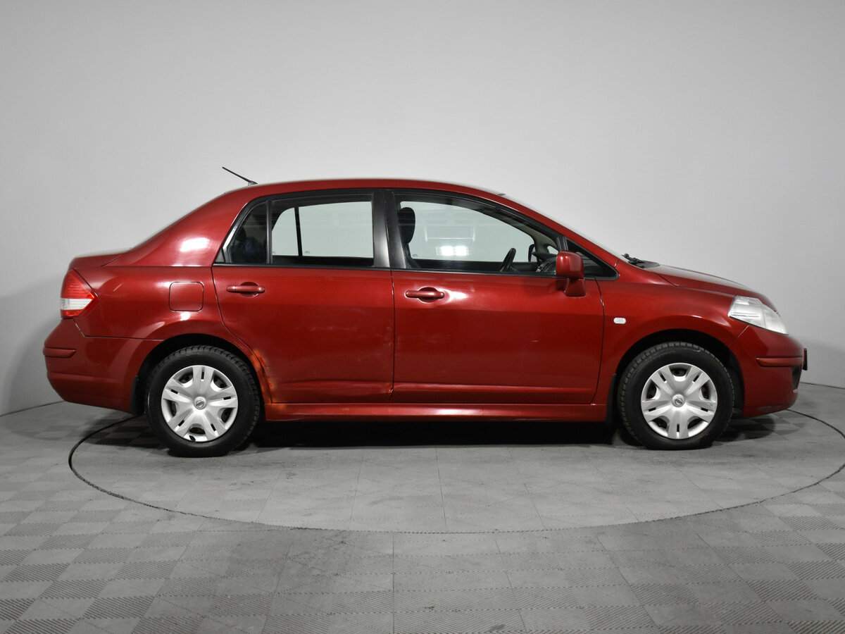 Nissan Tiida 2012 года с пробегом. Фото: #3
