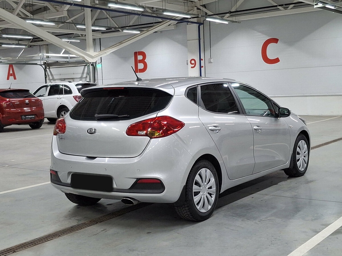 Kia Ceed 2013 года с пробегом. Фото: #4