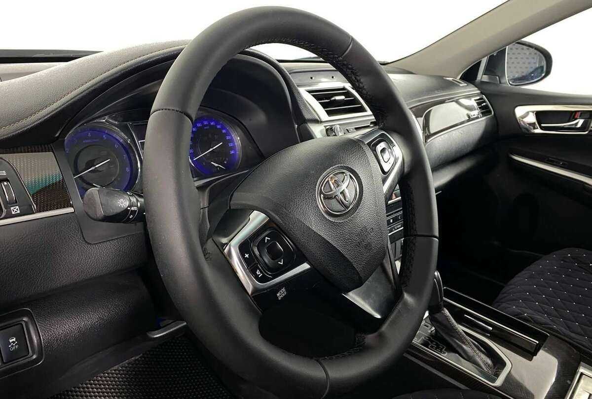 Toyota Camry 2017 года с пробегом. Фото: #12