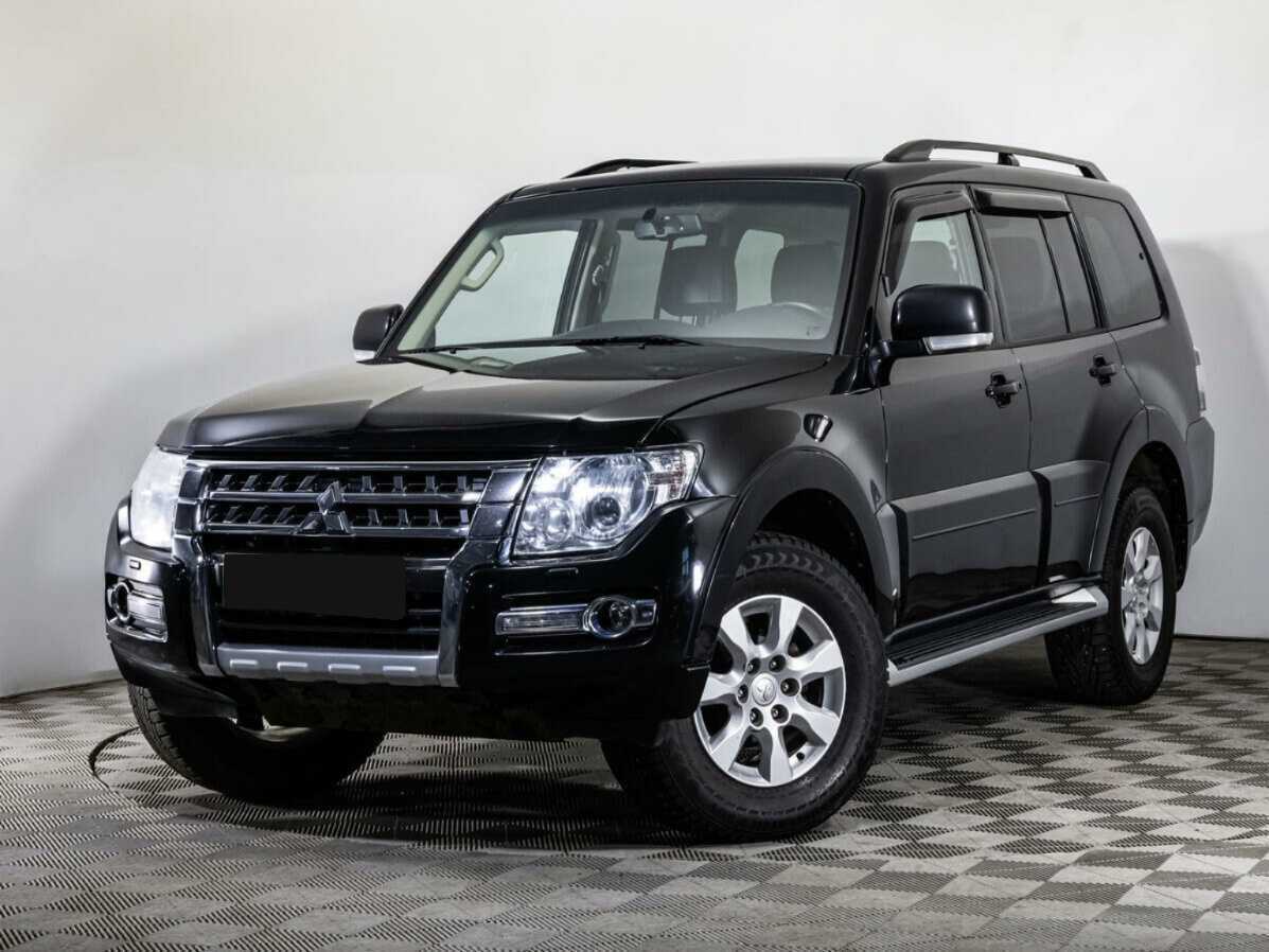 Mitsubishi Pajero 2018 года с пробегом. Посмотреть фото