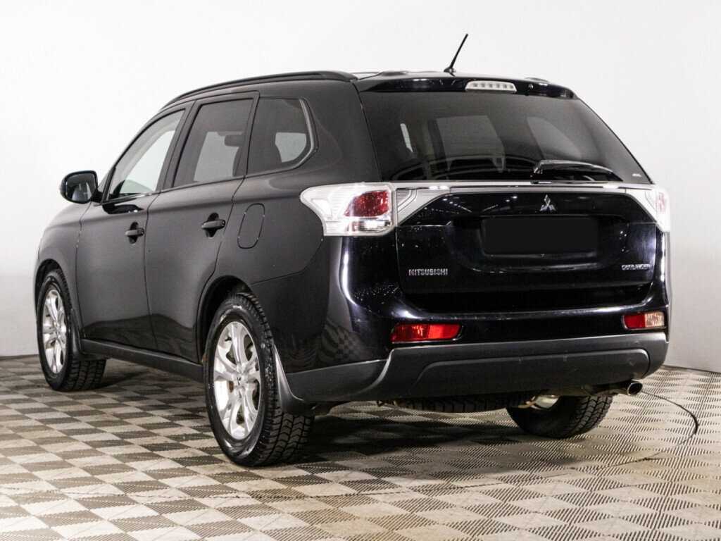 Mitsubishi Outlander 2012 года с пробегом. Фото: #6