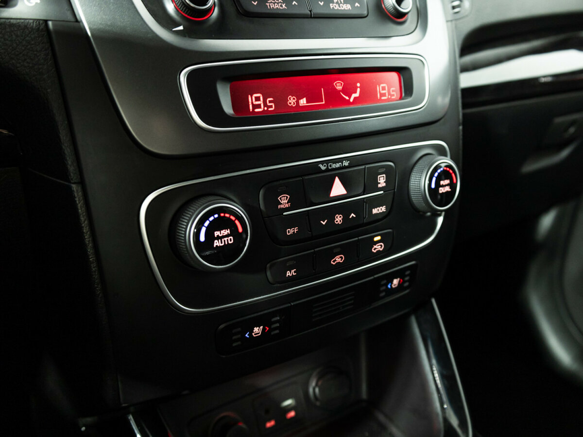 Kia Sorento 2018 года с пробегом. Фото: #15