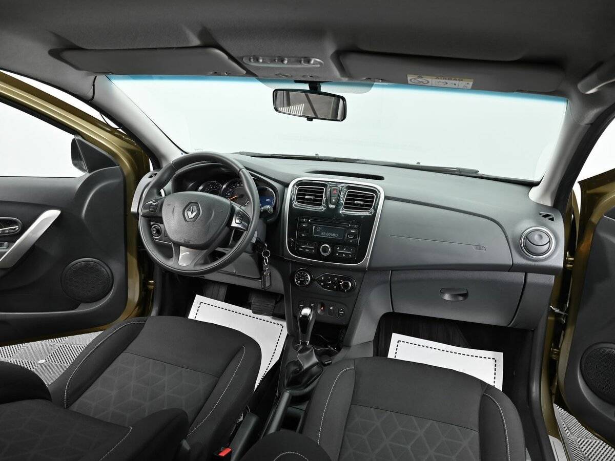 Renault Sandero 2016 года с пробегом. Фото: #10