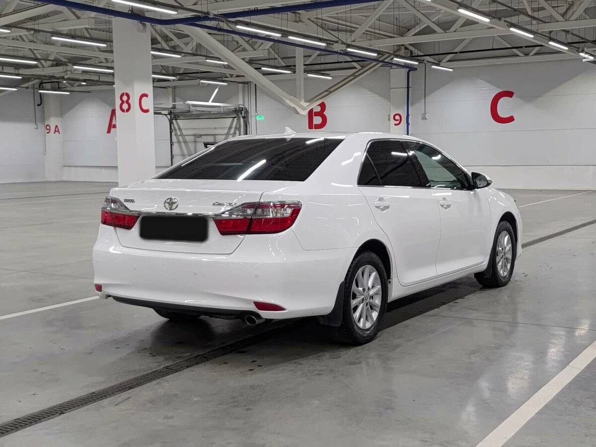 Toyota Camry 2017 года с пробегом. Фото: #4