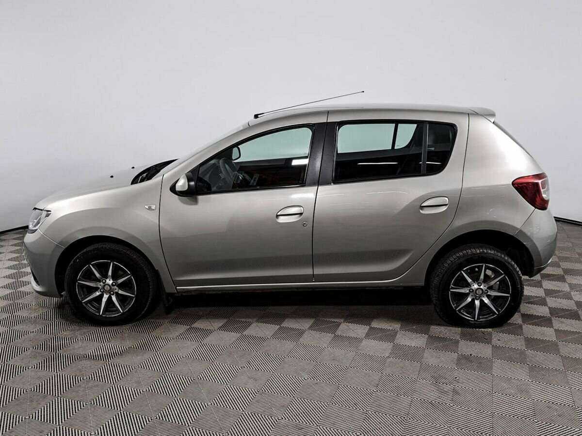 Renault Sandero 2015 года с пробегом. Фото: #7