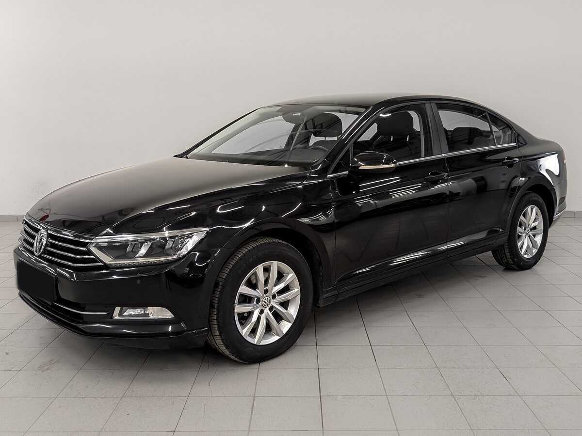 Volkswagen Passat 2016 года с пробегом. Посмотреть фото