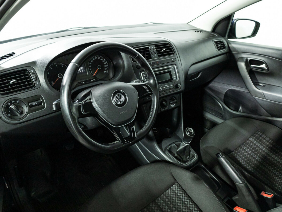 Volkswagen Polo 2015 года с пробегом. Фото: #10
