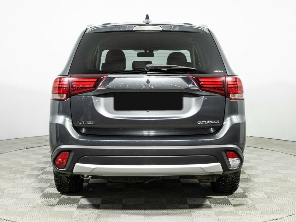 Mitsubishi Outlander 2017 года с пробегом. Фото: #5