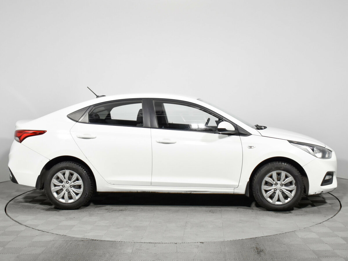 Hyundai Solaris 2018 года с пробегом. Фото: #3