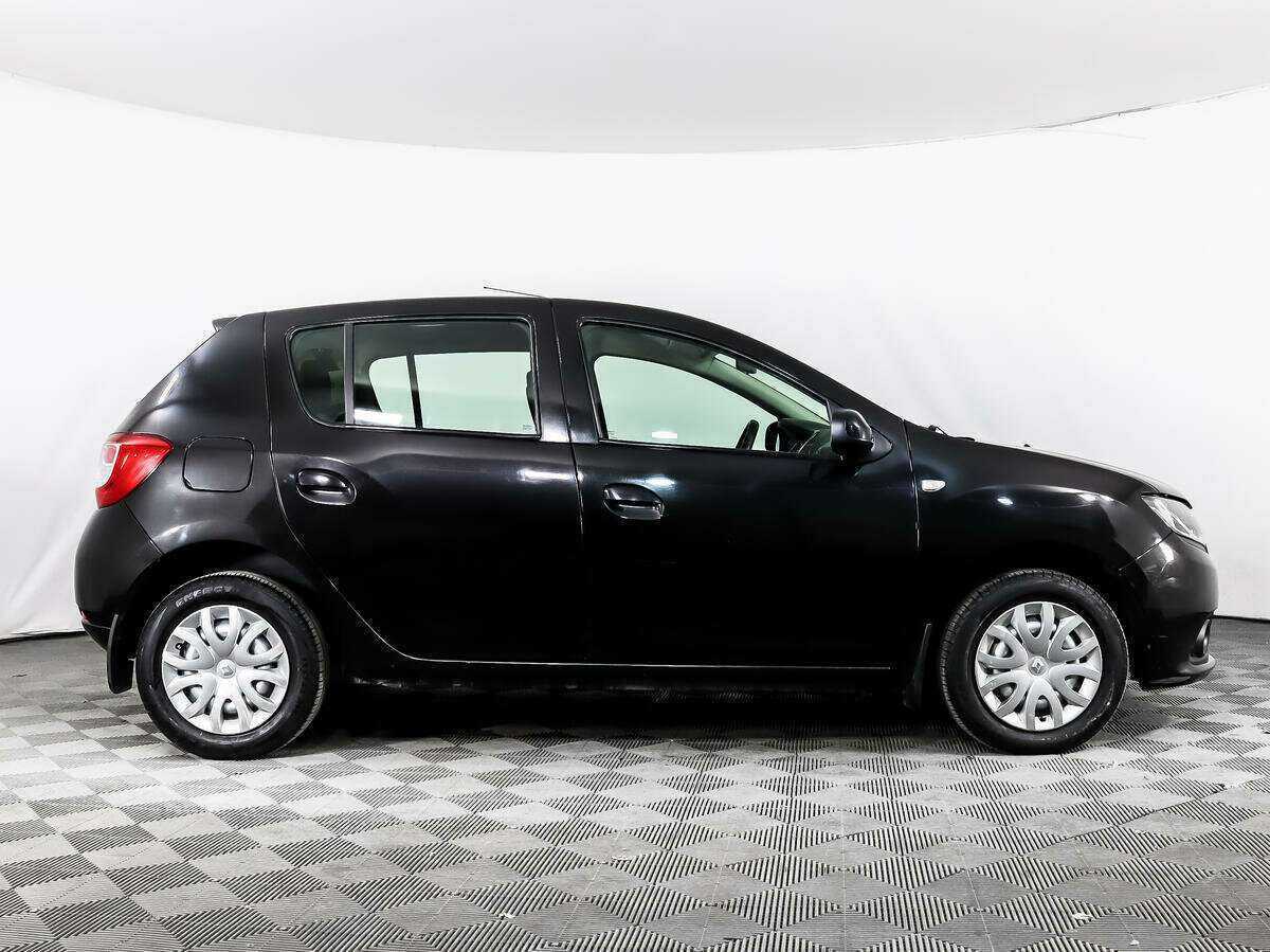 Renault Sandero 2015 года с пробегом. Фото: #3