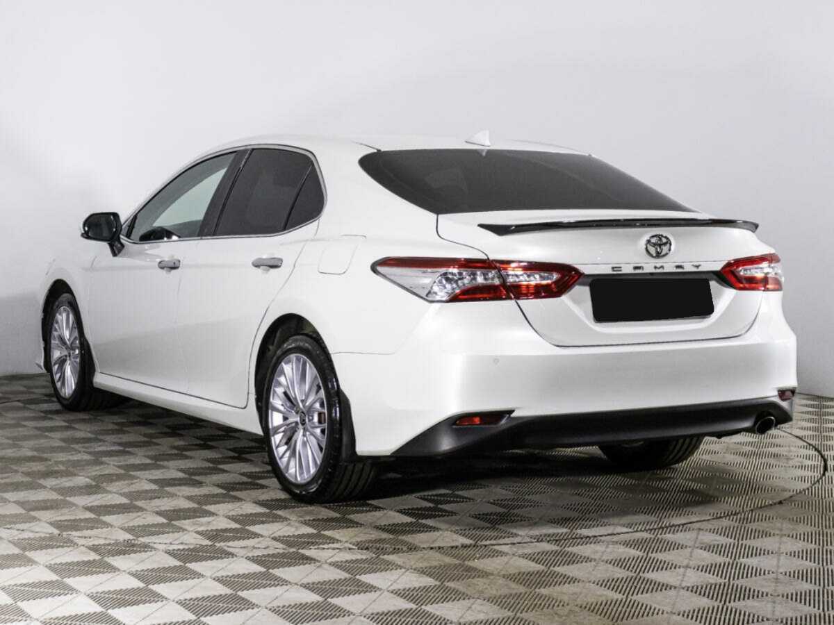 Toyota Camry 2020 года с пробегом. Фото: #6