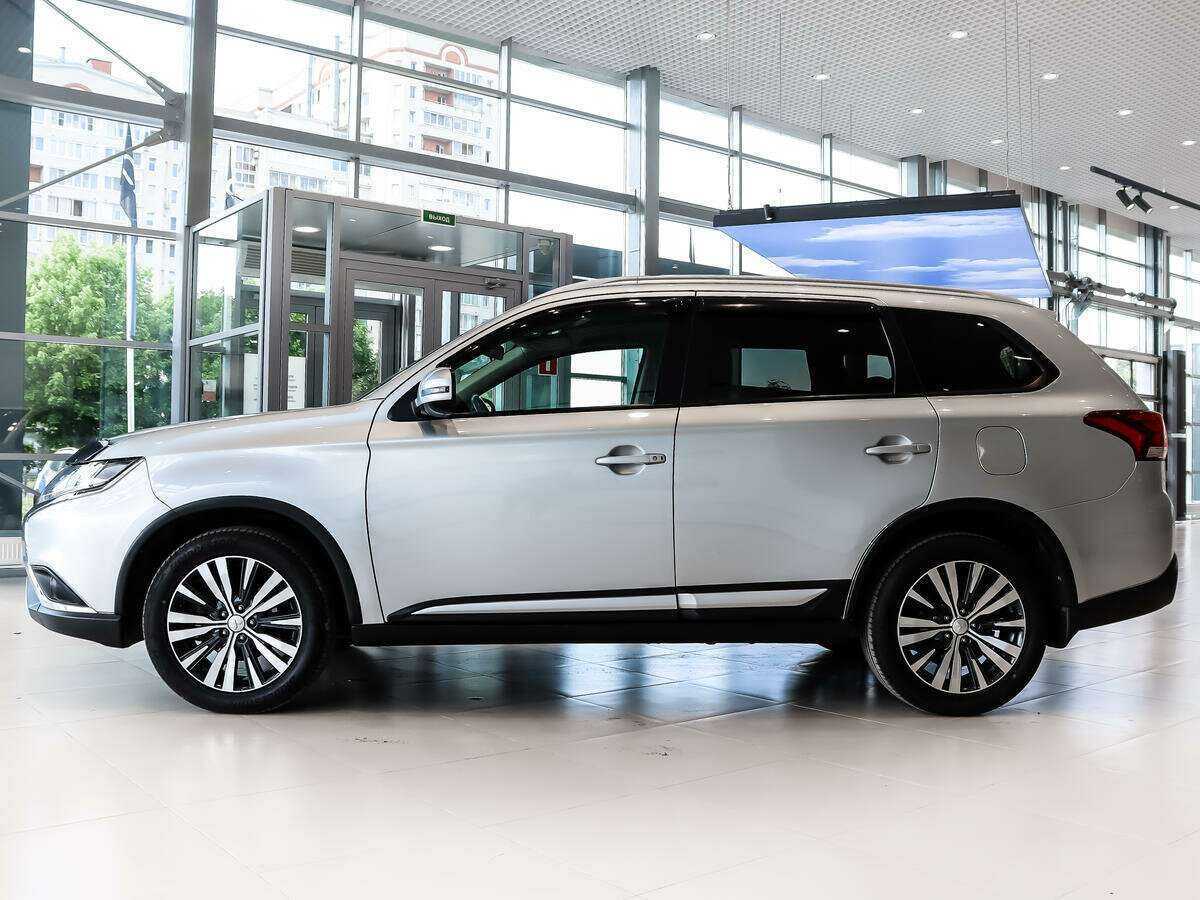 Mitsubishi Outlander 2019 года с пробегом. Фото: #7