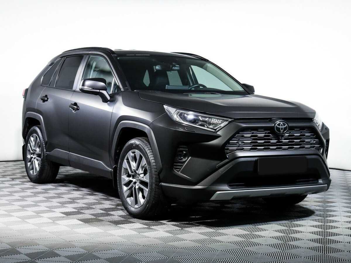 Toyota RAV4 2021 года с пробегом. Фото: #2