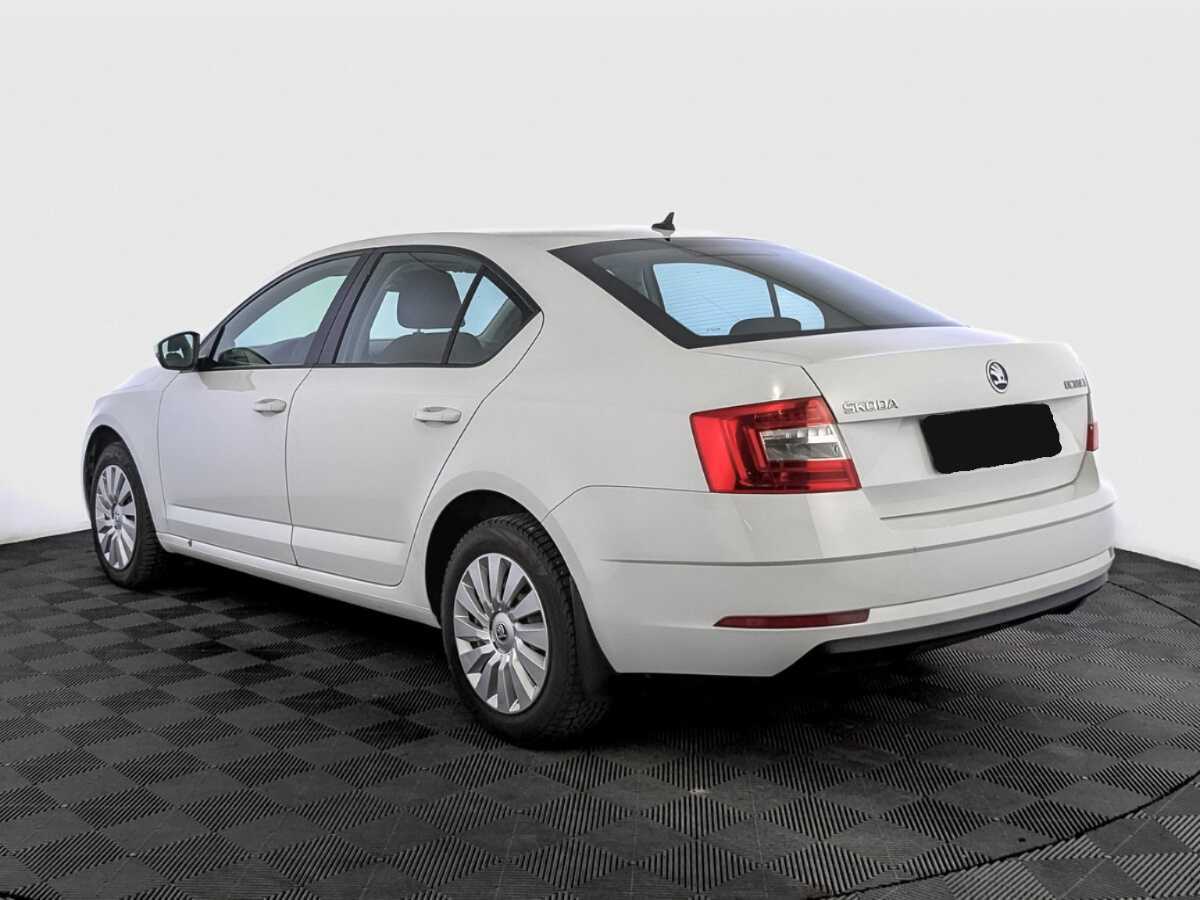 Skoda Octavia 2017 года с пробегом. Фото: #6