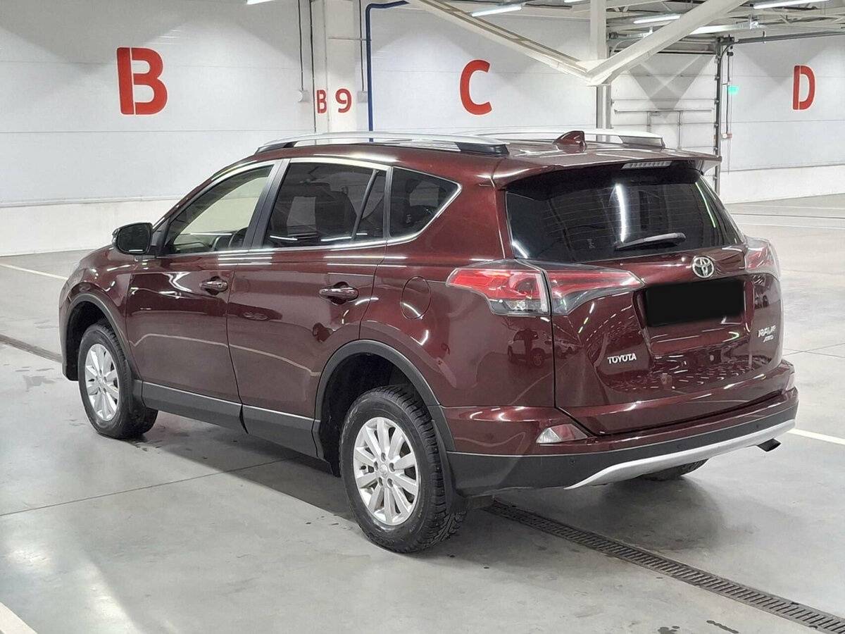 Toyota RAV4 2016 года с пробегом. Фото: #6