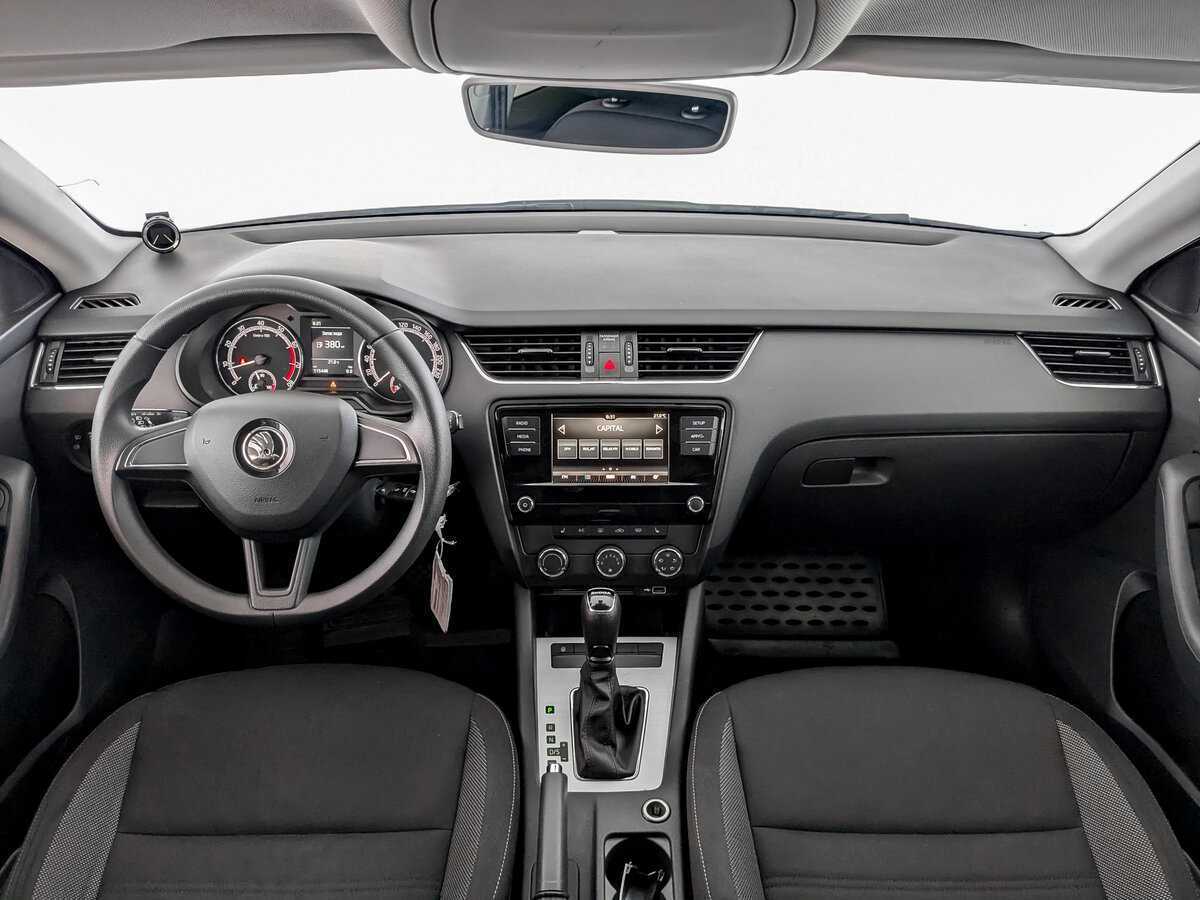 Skoda Octavia 2019 года с пробегом. Фото: #13
