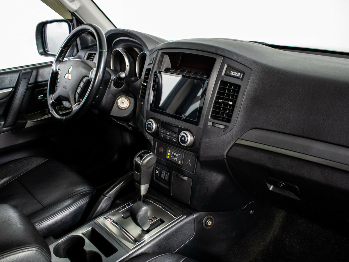 Mitsubishi Pajero 2012 года с пробегом. Фото: #10