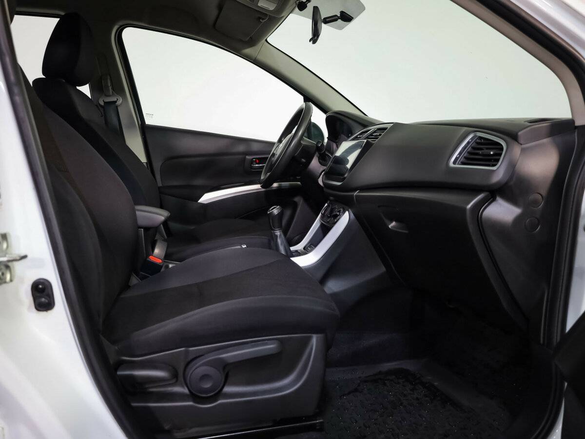 Suzuki SX4 2017 года с пробегом. Фото: #17