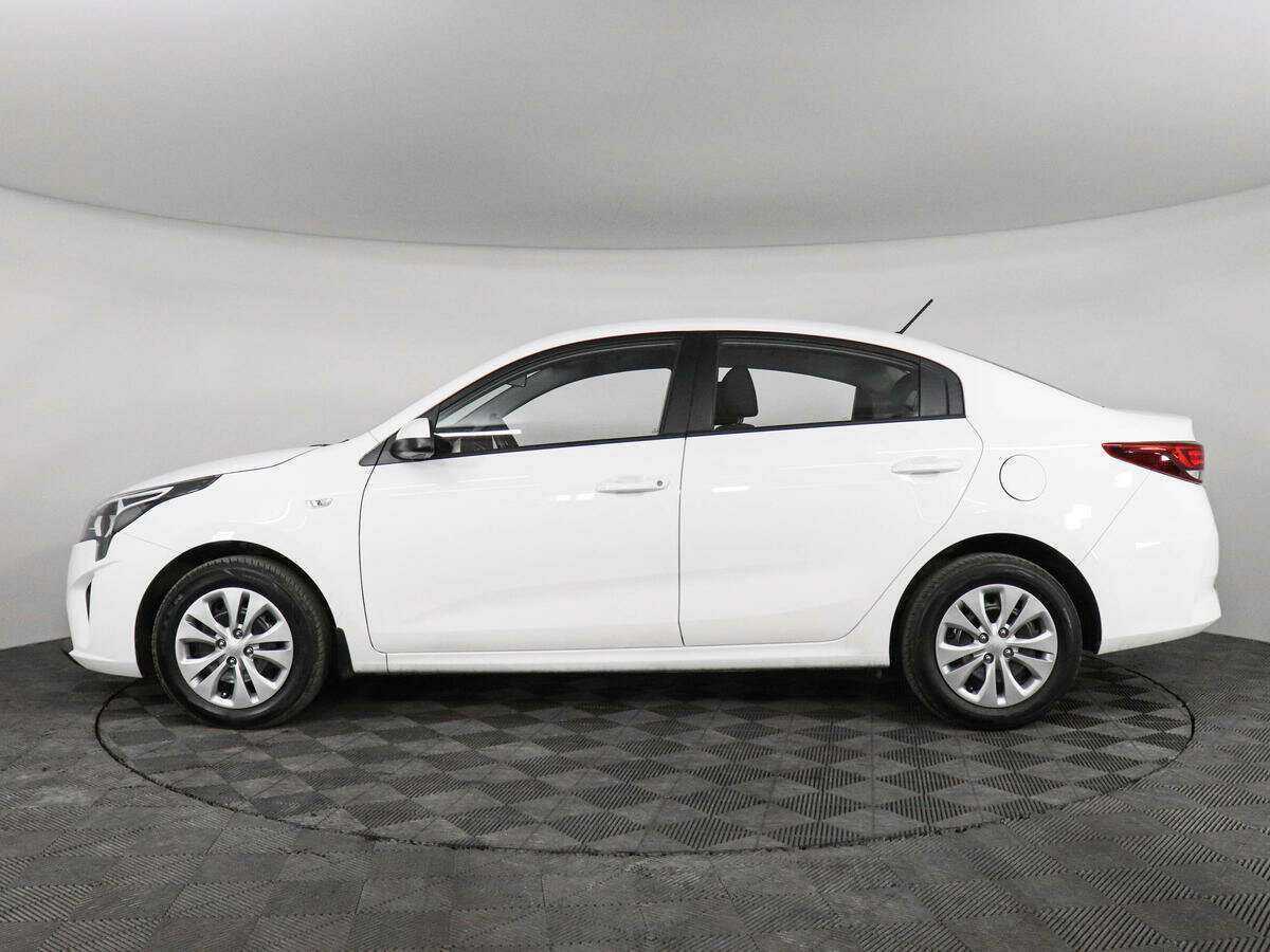 Kia Rio 2021 года с пробегом. Фото: #7