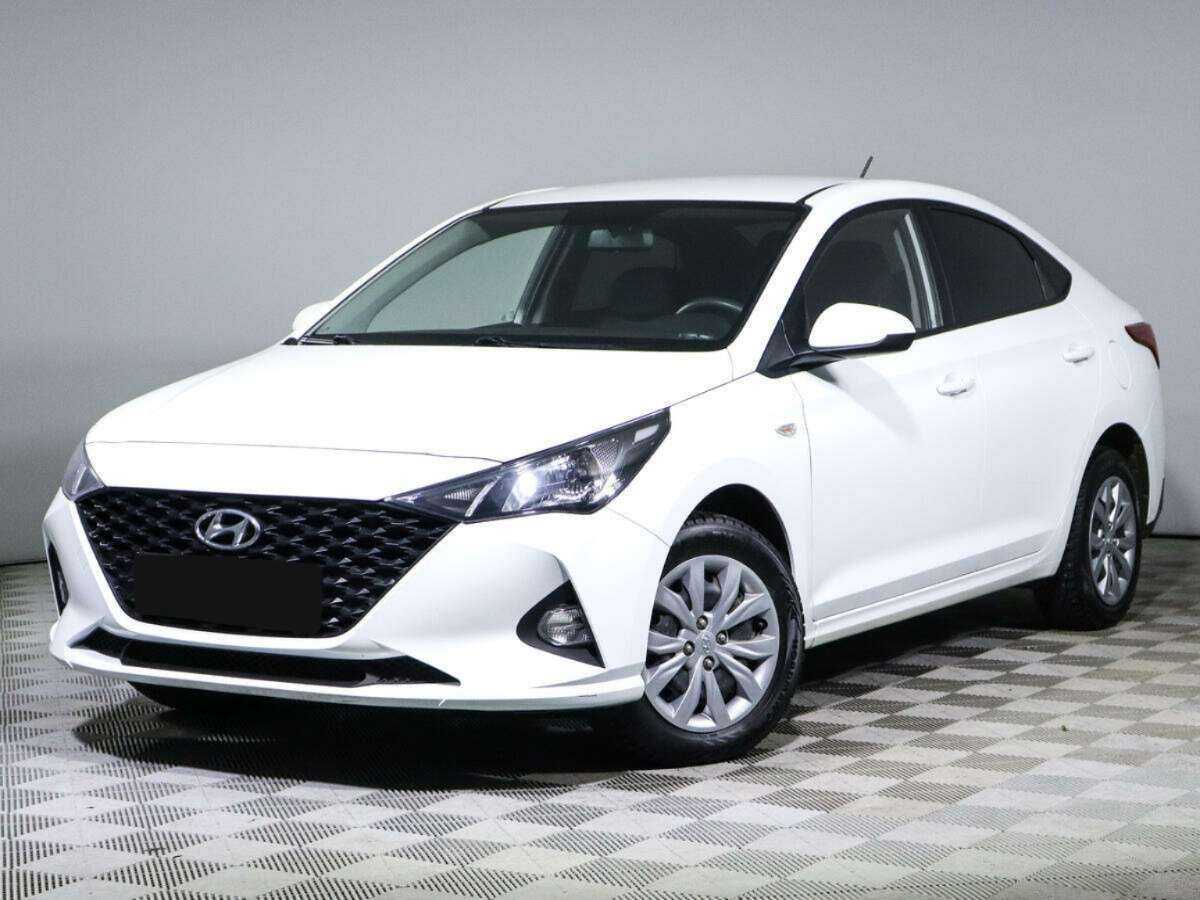 Hyundai Solaris 2020 года с пробегом. Посмотреть фото