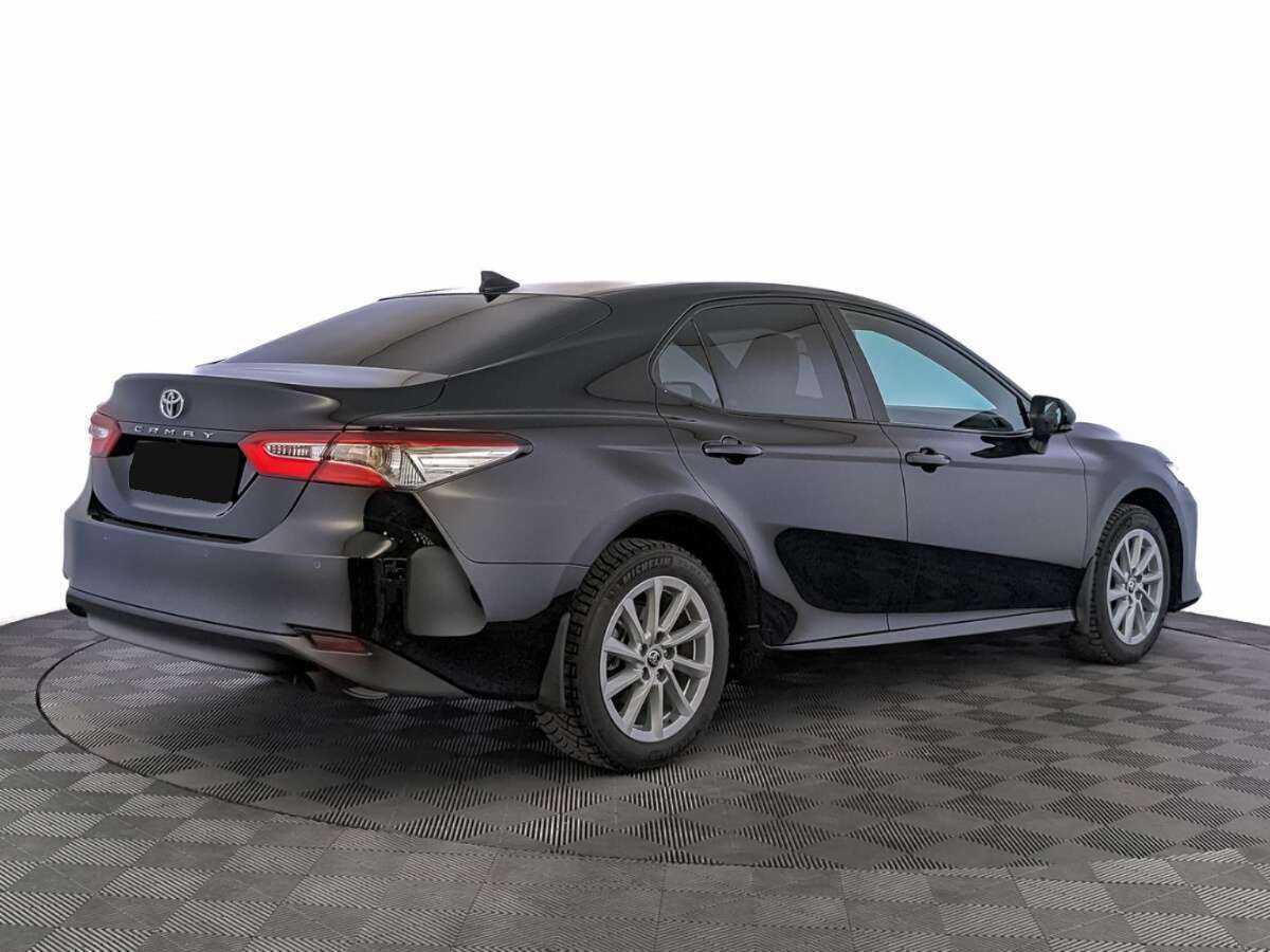 Toyota Camry 2022 года с пробегом. Фото: #4