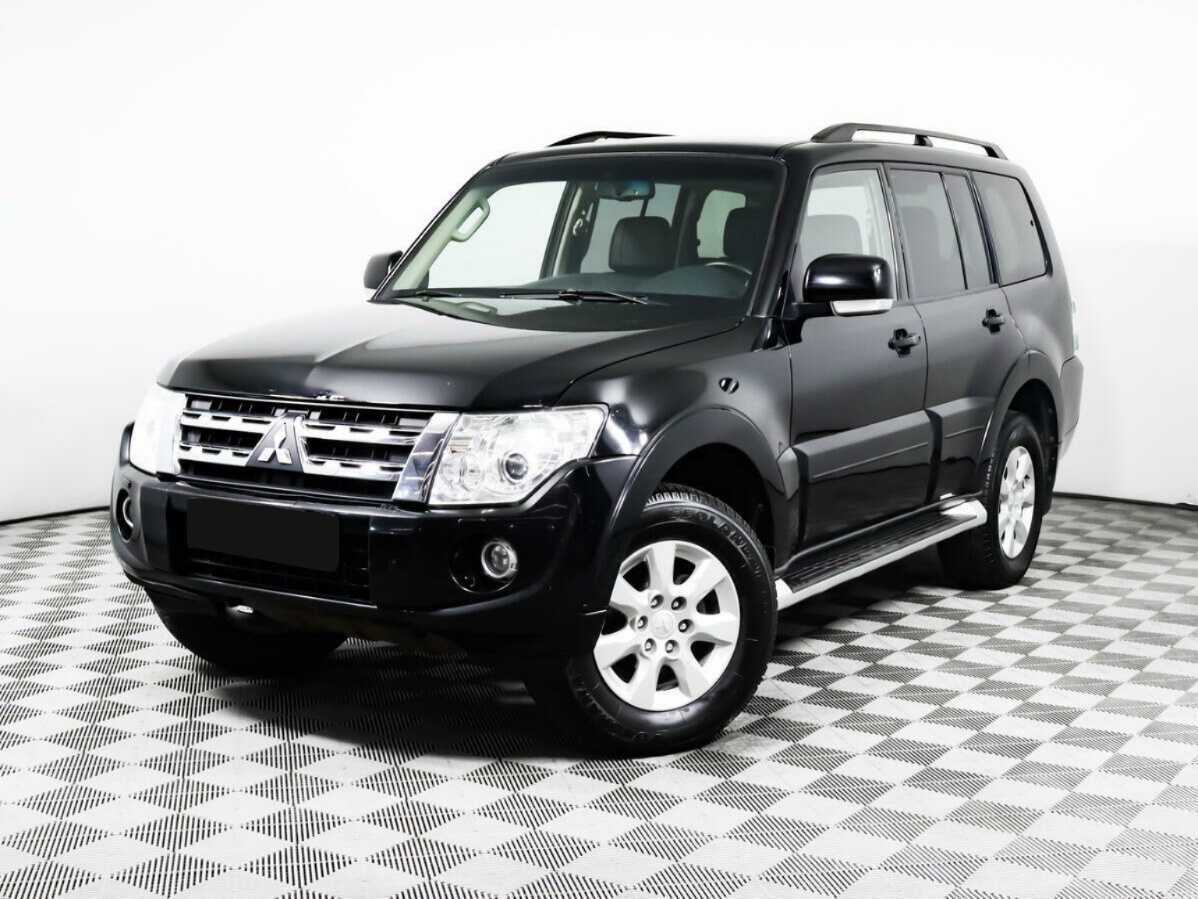 Mitsubishi Pajero 2013 года с пробегом. Фото: #0