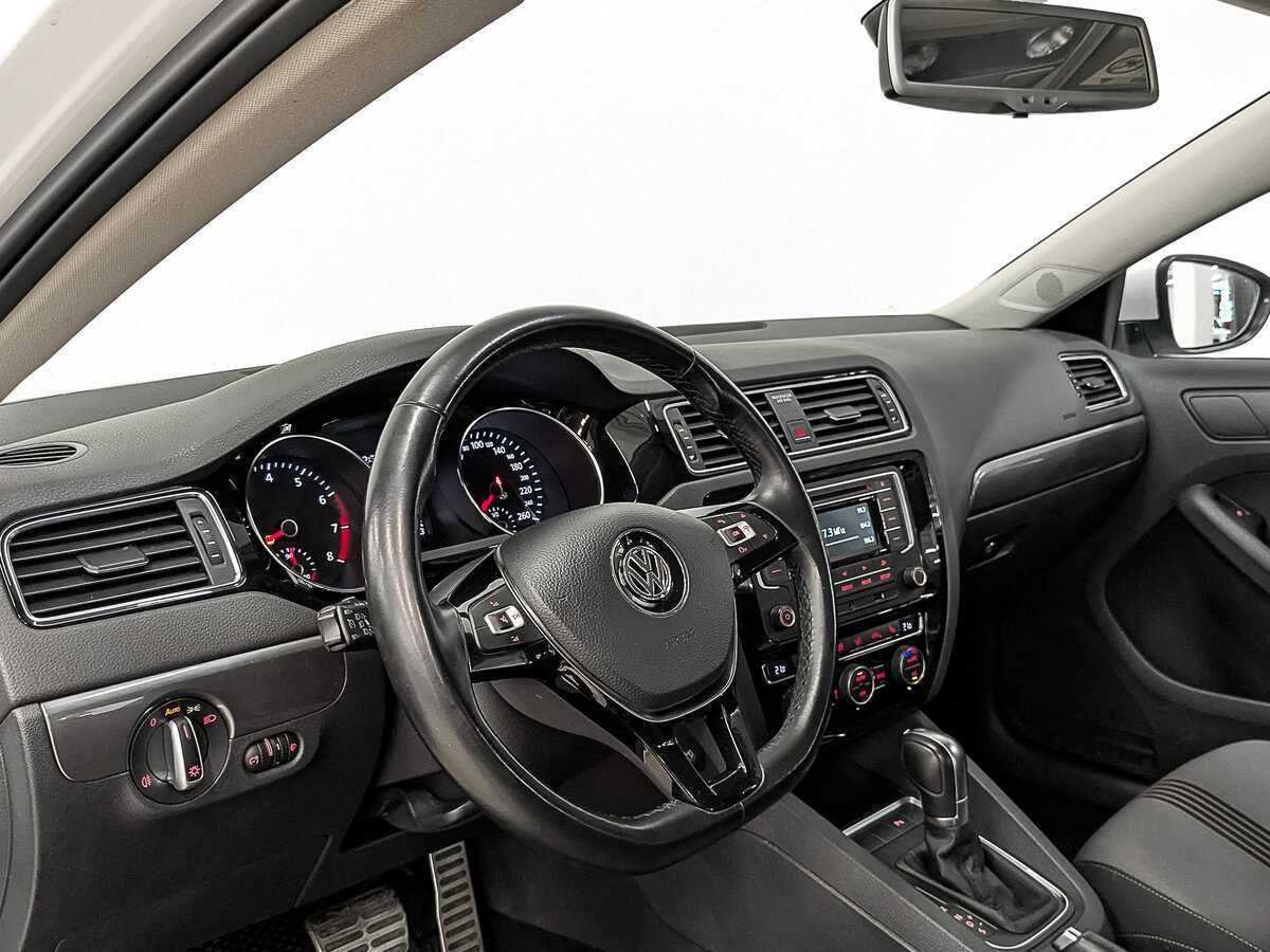Volkswagen Jetta 2016 года с пробегом. Фото: #14