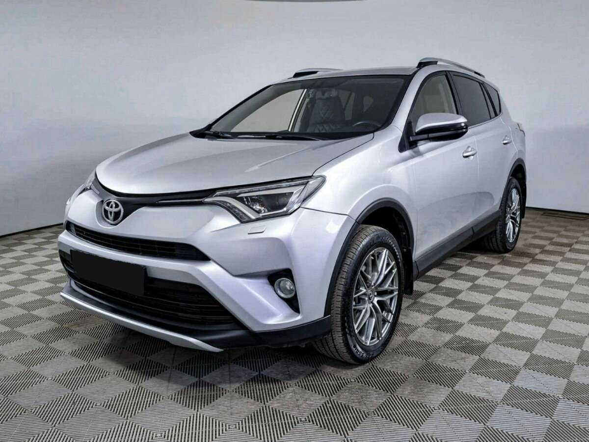 Toyota RAV4 2015 года с пробегом. Посмотреть фото