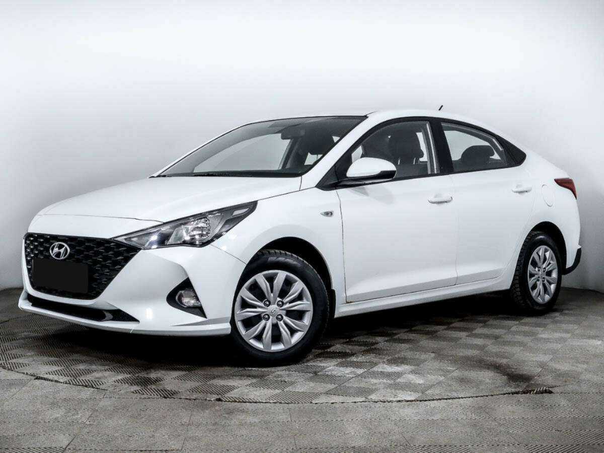 Hyundai Solaris 2020 года с пробегом. Посмотреть фото
