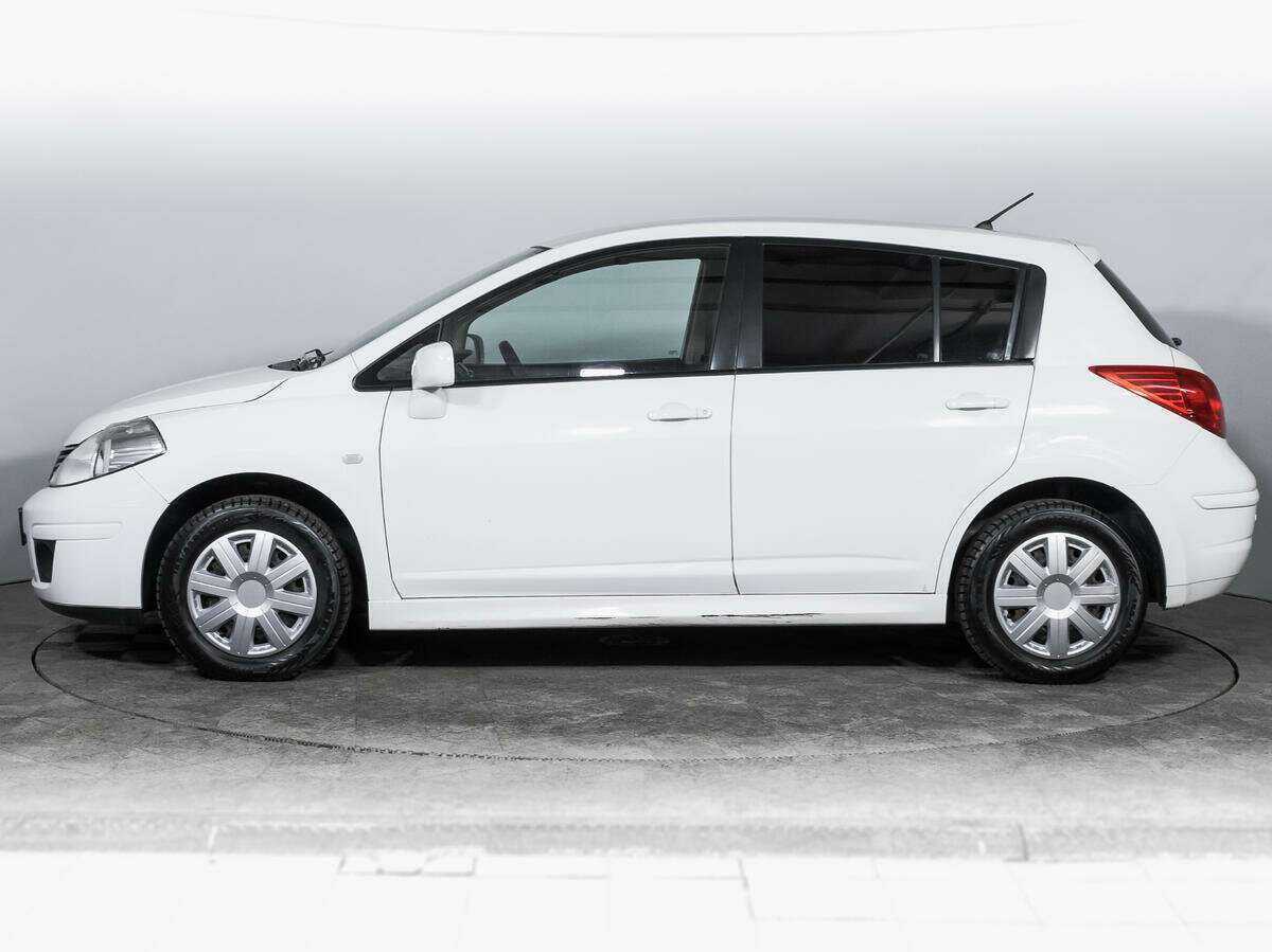 Nissan Tiida 2013 года с пробегом. Фото: #6