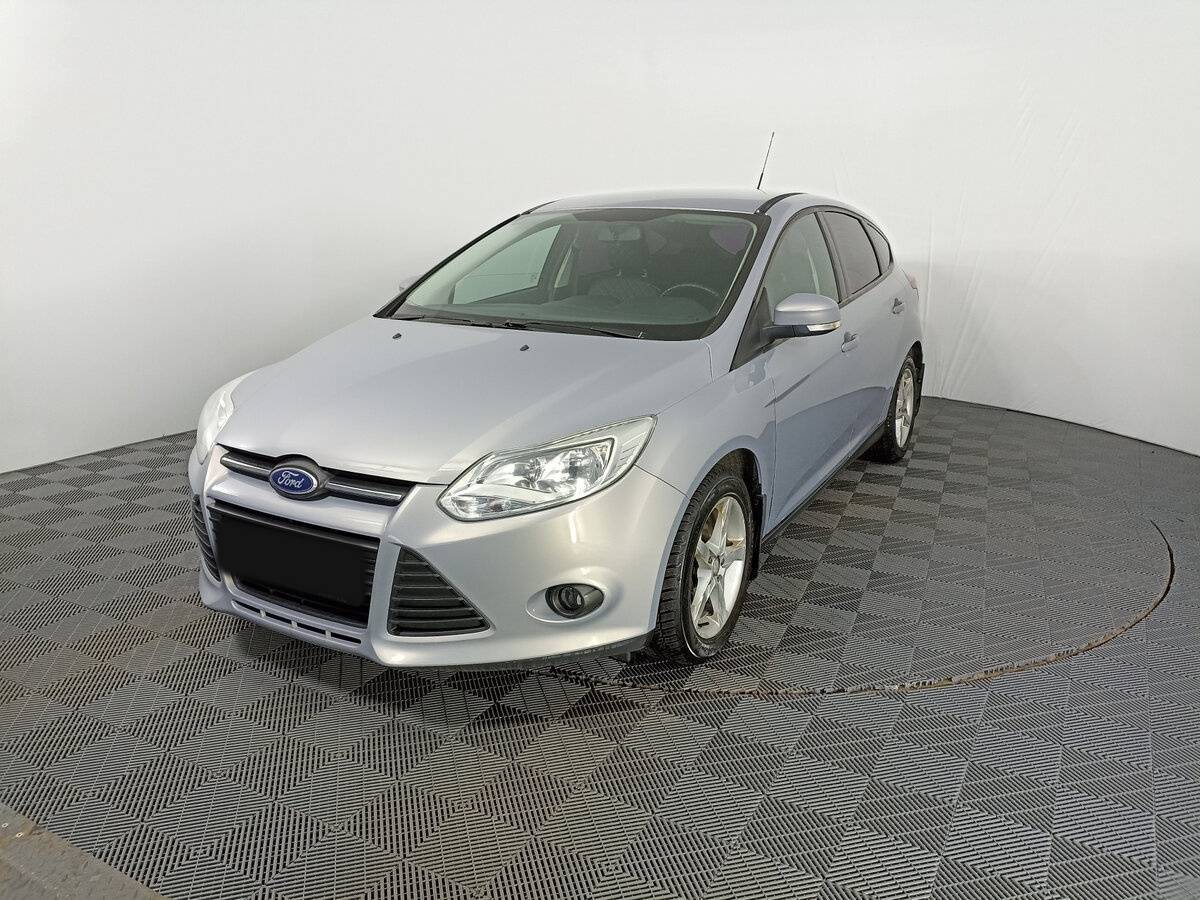 Ford Focus 2013 года с пробегом. Посмотреть фото