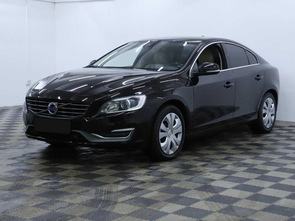 Volvo S60 2014 года с пробегом. Посмотреть фото