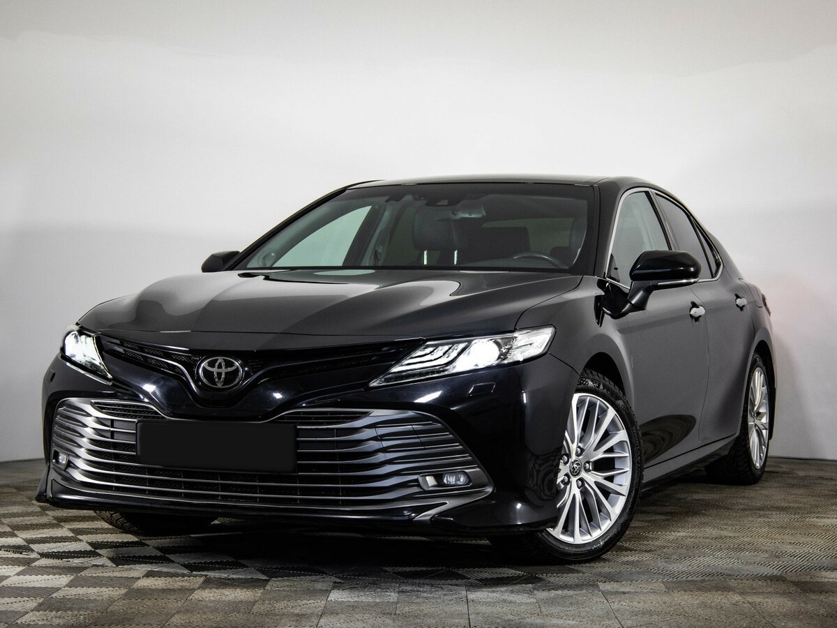 Toyota Camry 2018 года с пробегом. Фото: #0