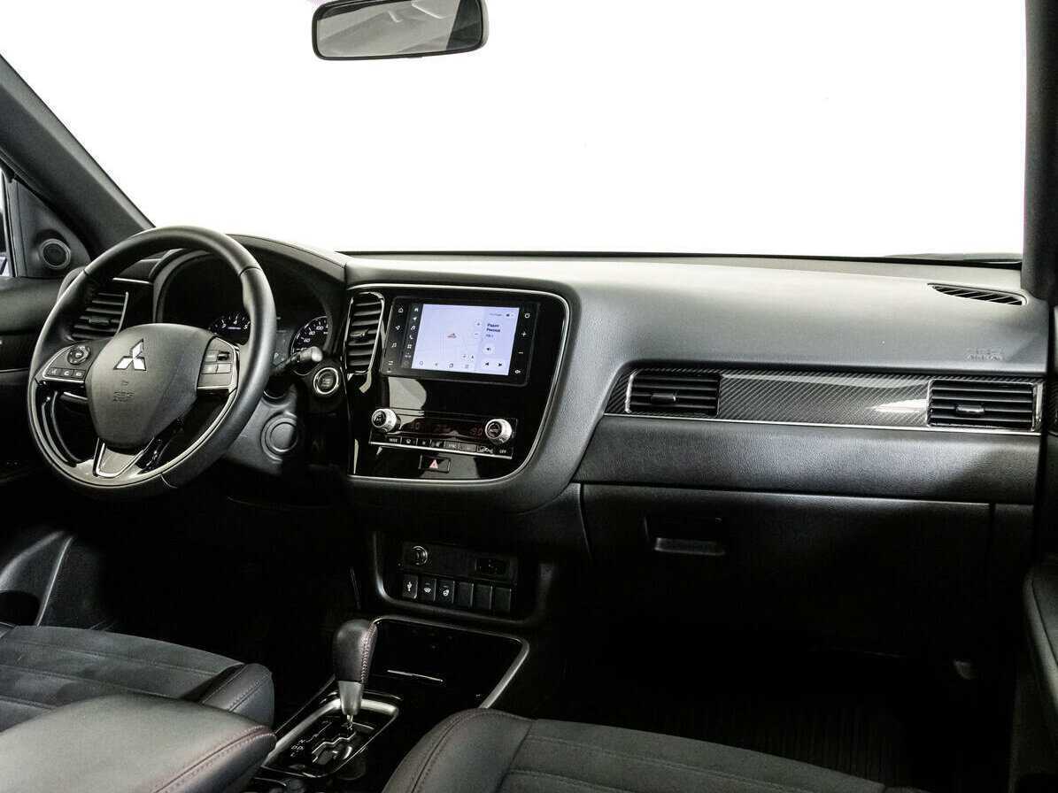 Mitsubishi Outlander 2021 года с пробегом. Фото: #8