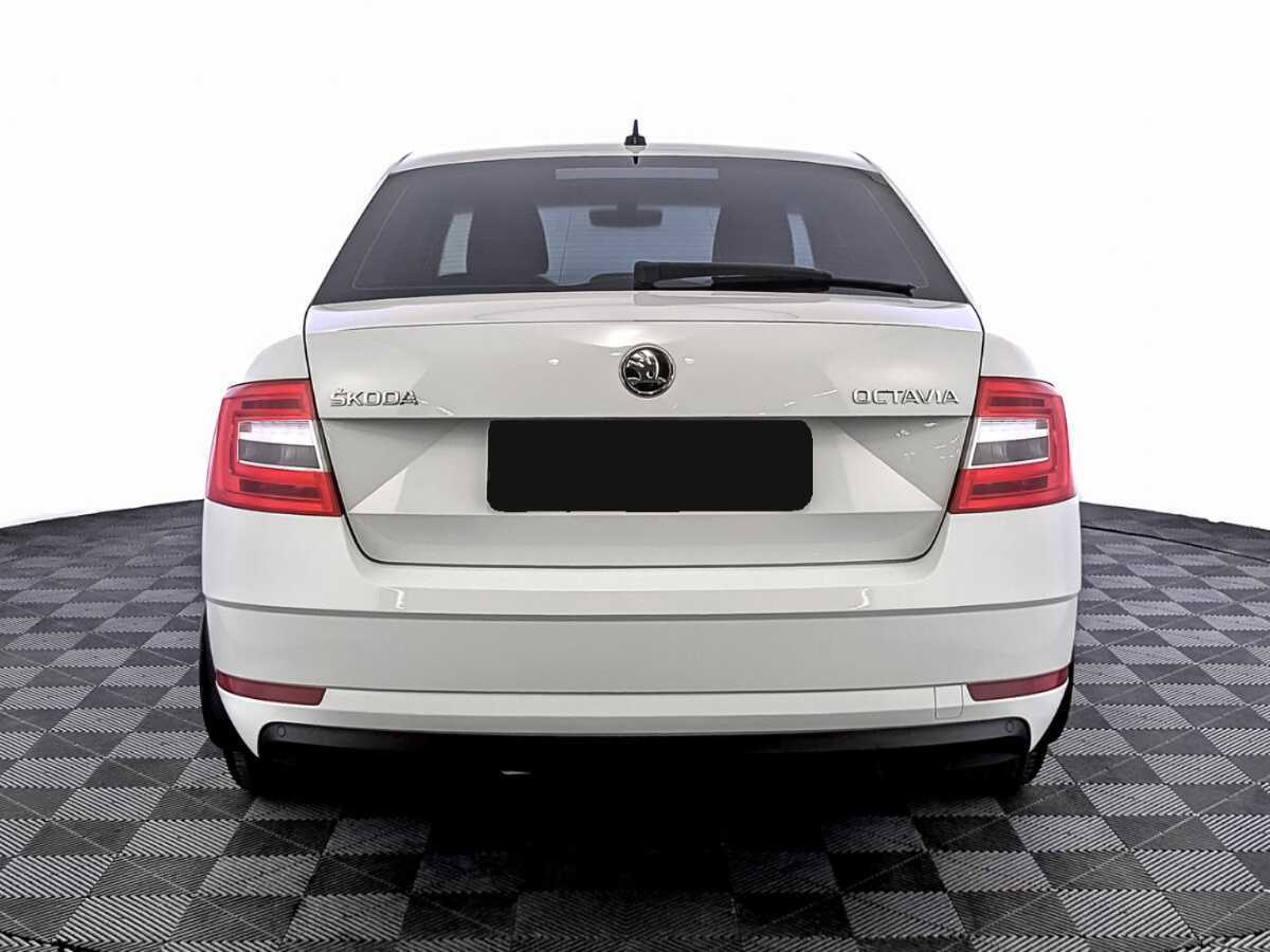 Skoda Octavia 2020 года с пробегом. Фото: #5