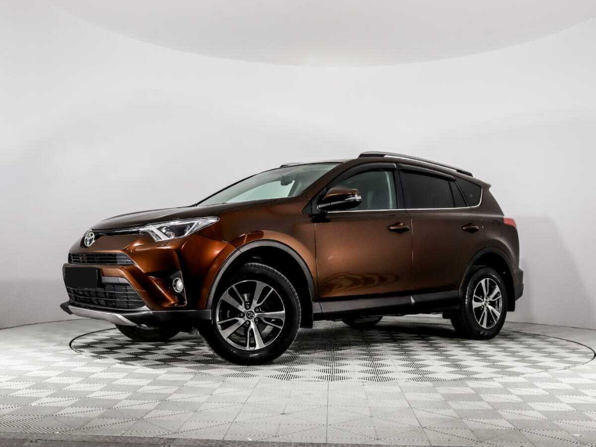 Toyota RAV4 2017 года с пробегом. Фото: #0