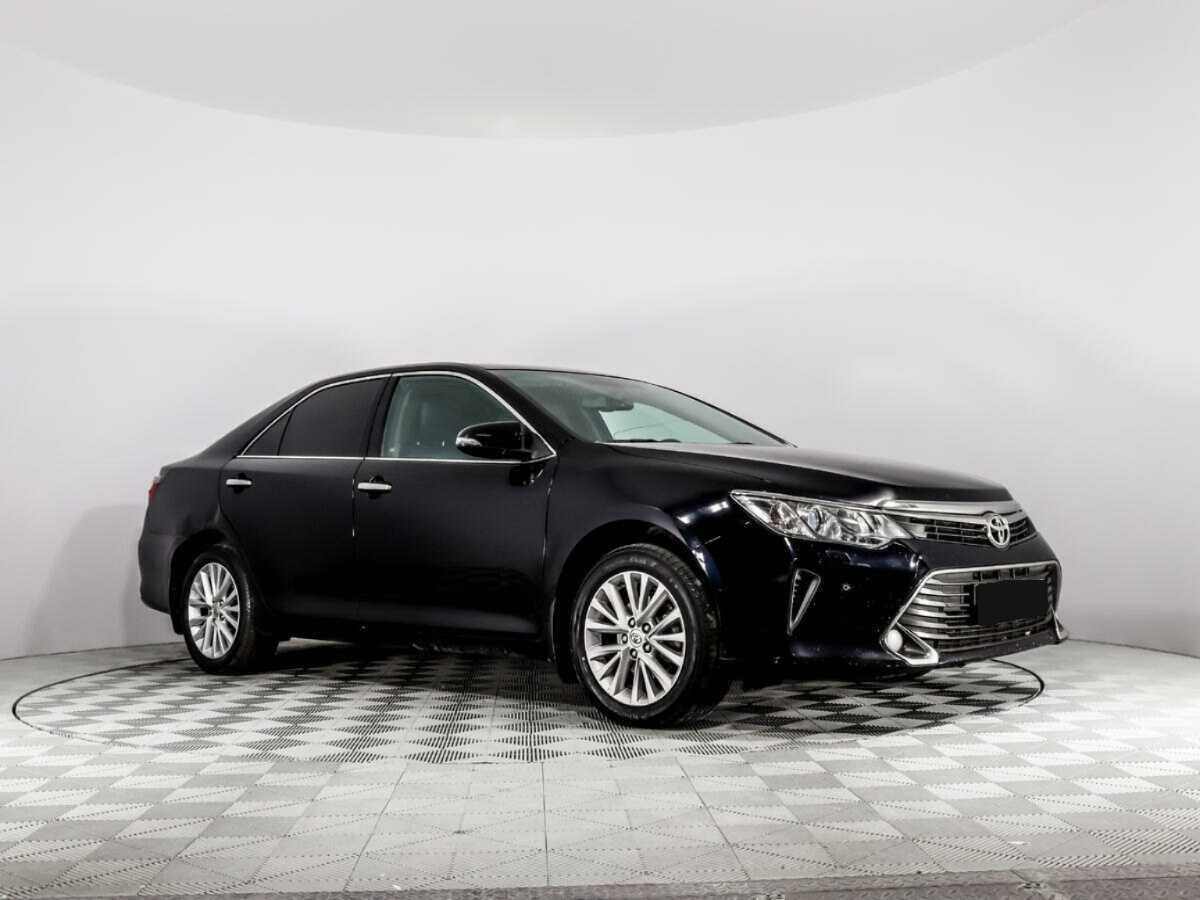 Toyota Camry 2015 года с пробегом. Фото: #2