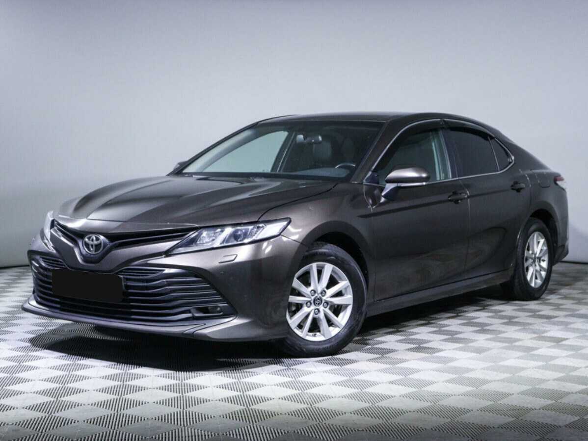 Toyota Camry 2020 года с пробегом. Посмотреть фото