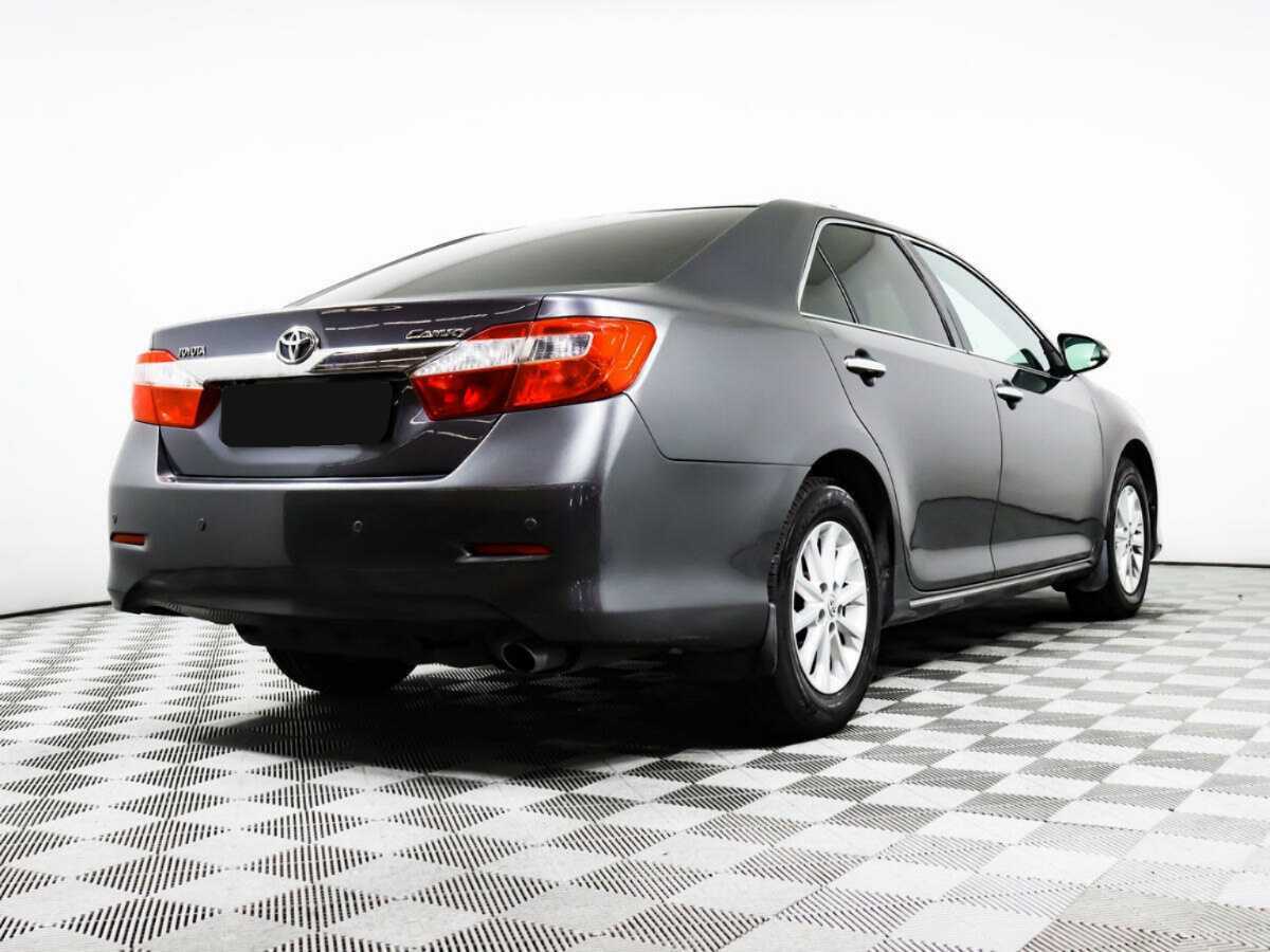 Toyota Camry 2012 года с пробегом. Фото: #3