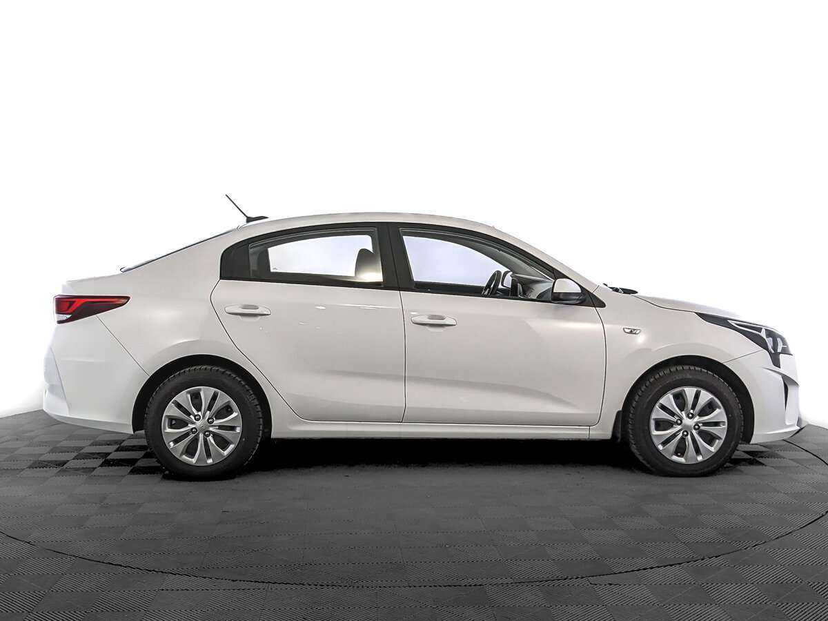 Kia Rio 2021 года с пробегом. Фото: #3