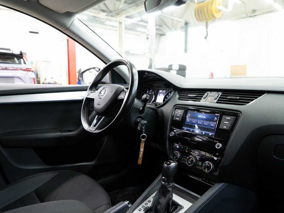 Skoda Octavia 2017 года с пробегом. Фото: #15