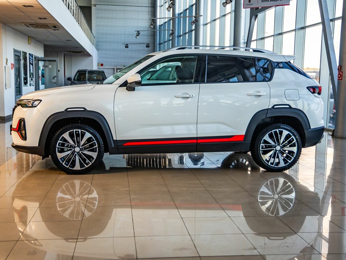 Changan CS35 Plus 2024 года с пробегом. Фото: #2