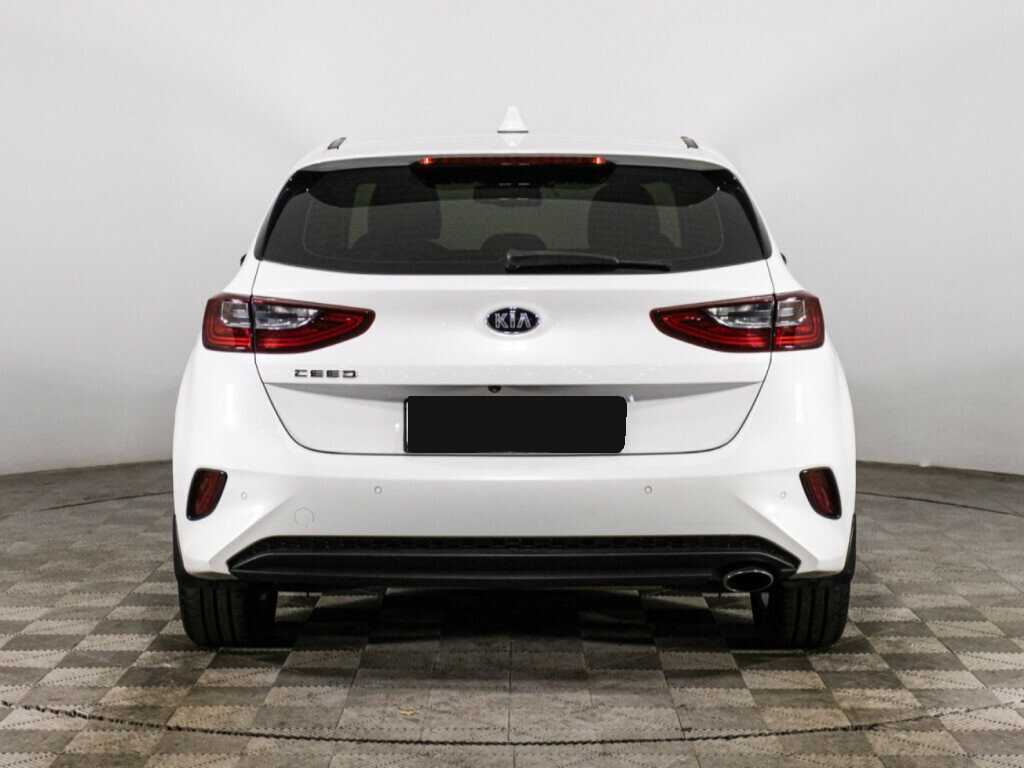 Kia Ceed 2020 года с пробегом. Фото: #5