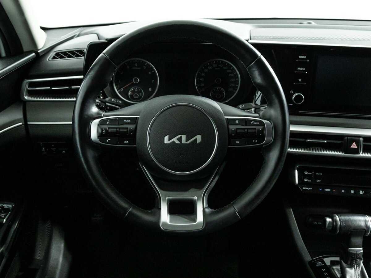 Kia K5 2021 года с пробегом. Фото: #20