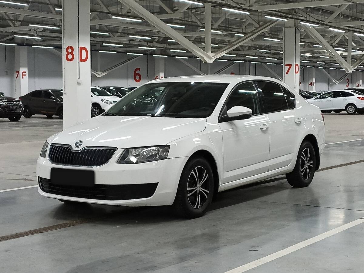 Skoda Octavia 2013 года с пробегом. Посмотреть фото