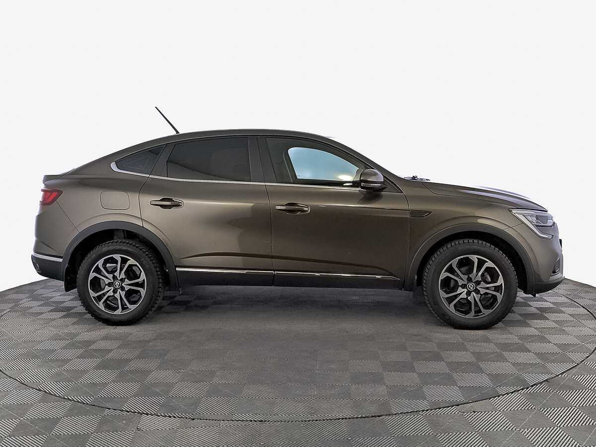 Renault Arkana 2021 года с пробегом. Фото: #3